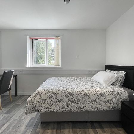 Apartamento Bright, Warm & Cozy House In Harpurhey Mánchester Exterior foto
