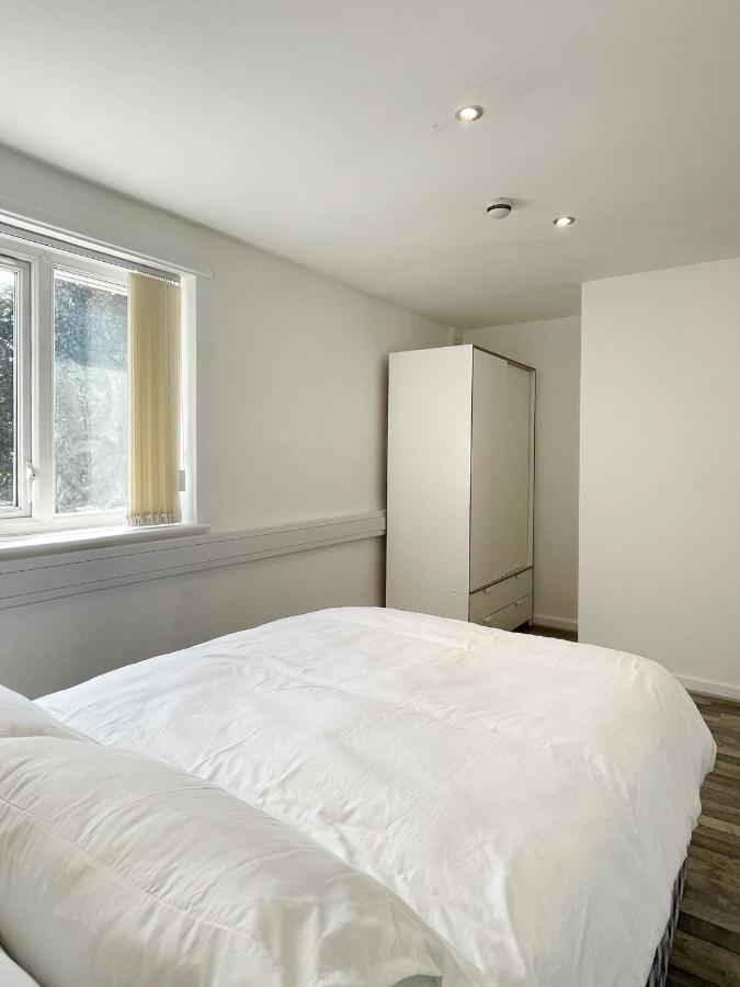 Apartamento Bright, Warm & Cozy House In Harpurhey Mánchester Exterior foto