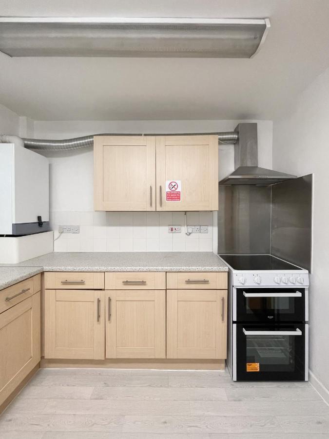Apartamento Bright, Warm & Cozy House In Harpurhey Mánchester Exterior foto