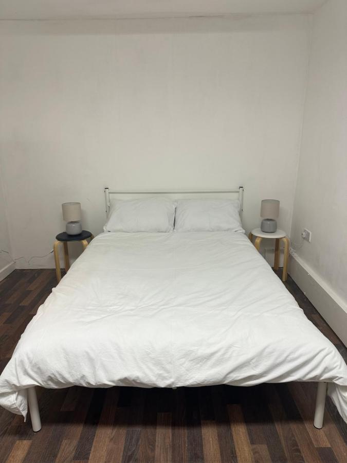 Apartamento Bright, Warm & Cozy House In Harpurhey Mánchester Exterior foto