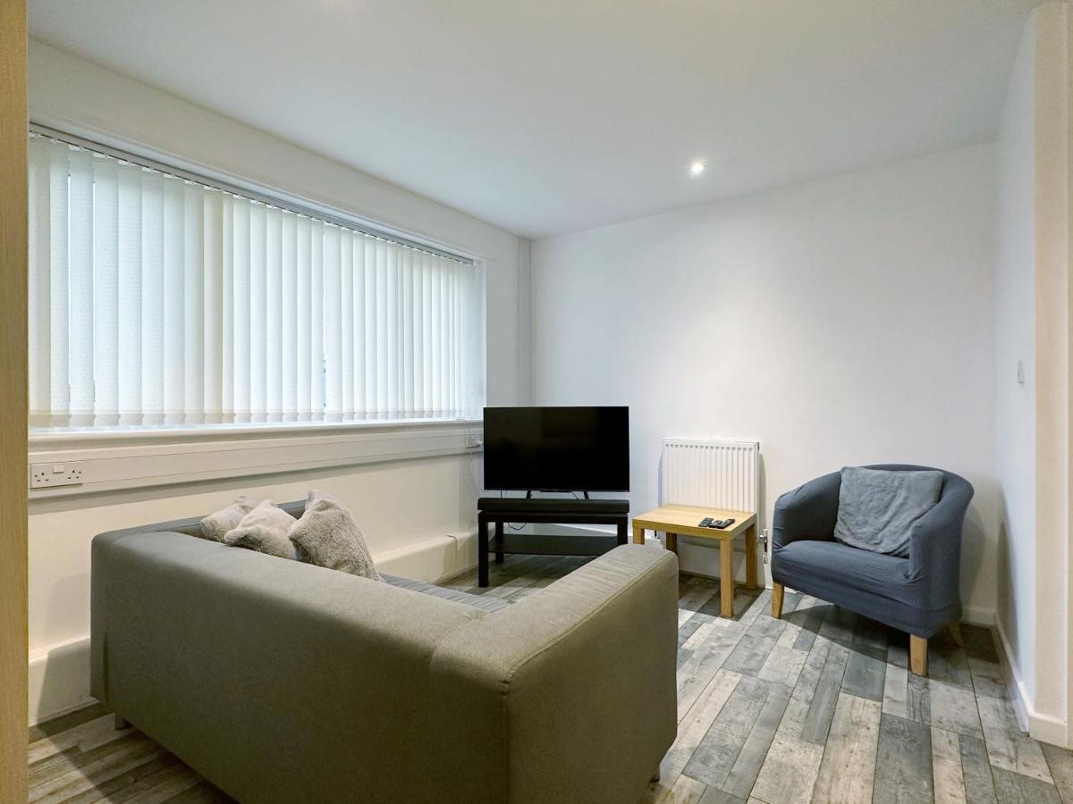 Apartamento Bright, Warm & Cozy House In Harpurhey Mánchester Exterior foto
